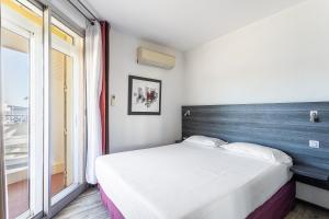 Hotels Hotel de la Baie : photos des chambres