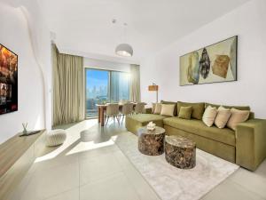 UrbanStays Dubai - Downtown Views II