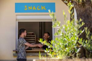 Campings Camping 4 etoiles - Piscine - eeieab : Mobile Home 2 Chambres