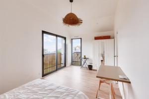 Maisons de vacances 800m de la plage, maison neuve pour 10, piscine : photos des chambres