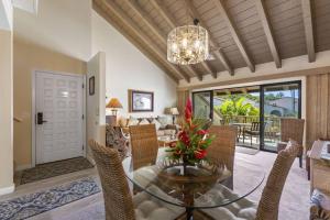 Honu Sunset Steps to the Beach