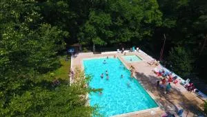 Camping le Roptai - 莱斯河畔的汉恩