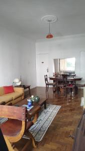 Quarto Aconchegante e Privativo em Copacabana