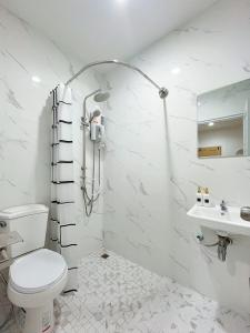 Sleeping Shine by DeliZia Satun พักได้ 9-10 ท่าน