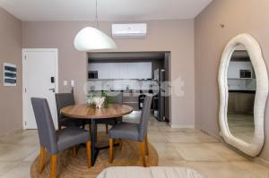 Elegant apartment 600 m from Shopping del Sol