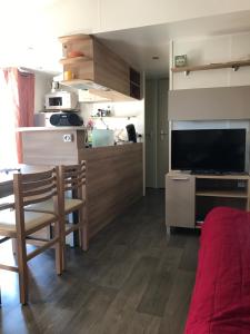 Campings Mobil home IRM Excellence dans parc Natura 2000 Lac des reves piscine ect sous fun pass : photos des chambres