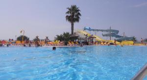 Campings Mobil home IRM Excellence dans parc Natura 2000 Lac des reves piscine ect sous fun pass : photos des chambres