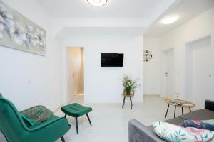 Apartment Summer Chill 1