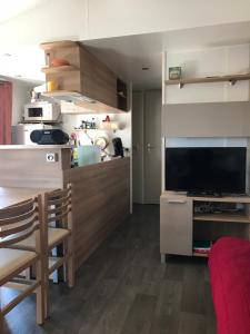 Campings Mobil home IRM Excellence dans parc Natura 2000 Lac des reves piscine ect sous fun pass : photos des chambres