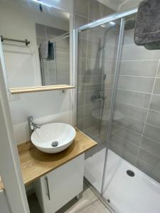 Appartements Gite Le Vouglans - Moirans en Montagne 2-4 personnes : photos des chambres
