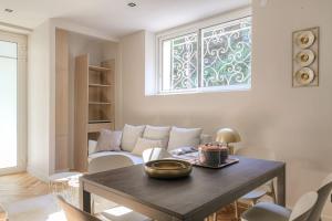 Appartements Joli appartement T2, bien equipe, Saint-Didier : photos des chambres