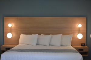 Single Room with Shower room in Table Rock Motel