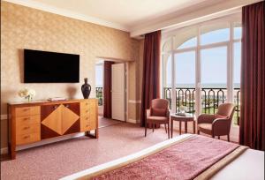 Hotels Hotel Barriere Le Royal Deauville : photos des chambres