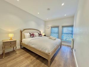 Kensington Penthouse