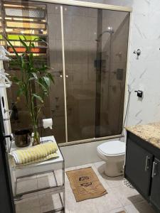 lINDO CHARMOSO AO LADO POSTO 9 PRAIA PRAIA IPANEMA RiO DE JANEIRO