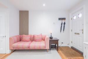 Beautiful 2Bed cottage nr City