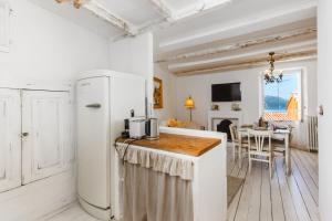 Au vieux château, atypique vue mer