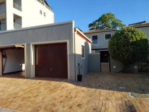 Tokai Cape Town South Africa 3-Beds 2baths Townhouse - Tokai