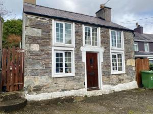 SnowStone Detached Cottage