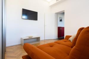 Nuovissimo ed elegante appartamento, 5 minuti a piedi dalla stazione centrale