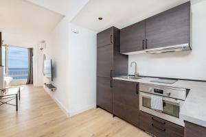 Beachfront PH Studio with amazing views RDR357