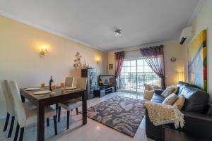 Lily - Fabulous 1-bed apt with roof terrace