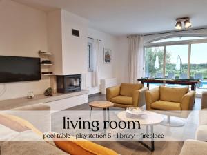 Spacious villa with pool, indoor jacuzzi and sauna near Poreč 