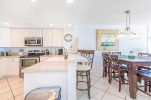 Emerald Isle Gulf Front 2B Condo - 1105