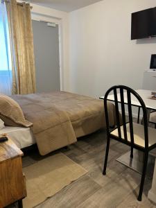 Hotels Hotel Saint - Charles : photos des chambres