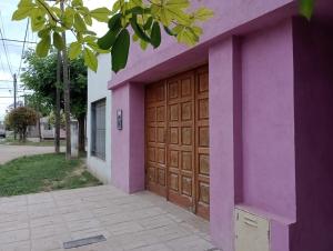 La Violeta Due, casa con jardín y cochera