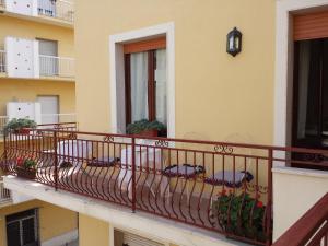 Candida's House img20