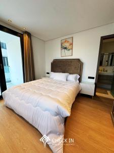 Panorama 5 - Malabata Hills