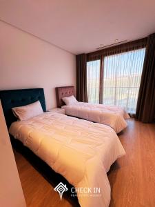 Panorama 5 - Malabata Hills