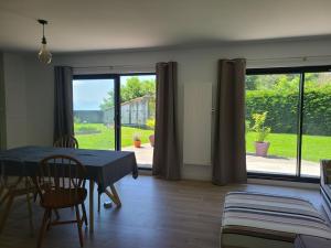 Appartements Gite familial proche Annecy et Geneve : photos des chambres