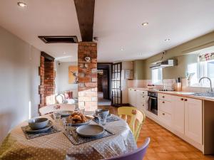 Nightingale Lodge