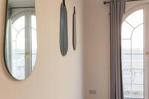 Elegant 2bd Flat in Brighton Marina - Free Parking