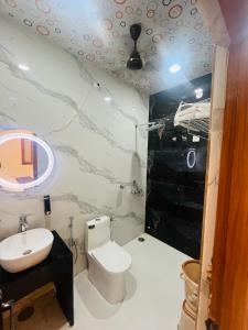 shri raman niwas near bankey bihari