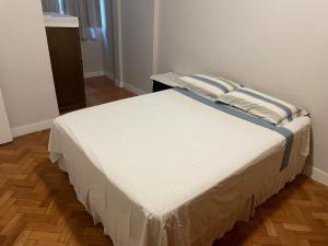 Apartamento grande, confortável, metrô, praias