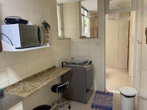 Apartamento grande, confortável, metrô, praias