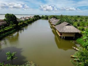 Mekong Riverside Boutique Resort & Spa 