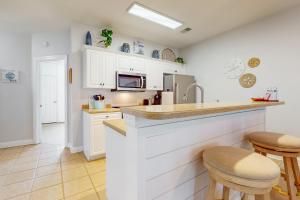 Sea Trail Golf-Beach Condo