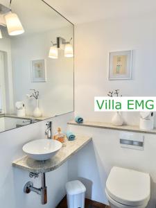 Villa room in Villa EMG
