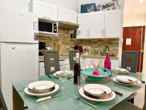 Le GALLIA 2 BEDROOM refait à neuf CENTER OF CANNES