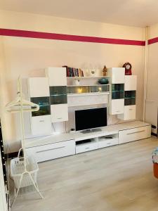 Troisdorf - City - EG - 145 Qm - bis 7 Schlafplätze