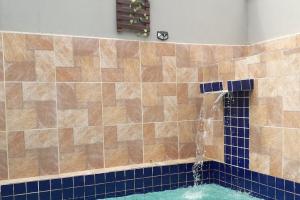 Casa com piscina em Itanhaem