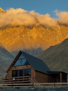 Kazbegi Inn Cottages
