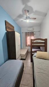 Casa 2 dormitorios prox a praia