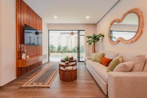 Luxe Dept Private Pool & BBQ Patio