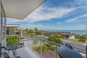 Harbour View - Maraetai Holiday Home - Maraetai