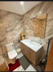 2 bedroom cozy apartment ,near CFC,in center casablanca